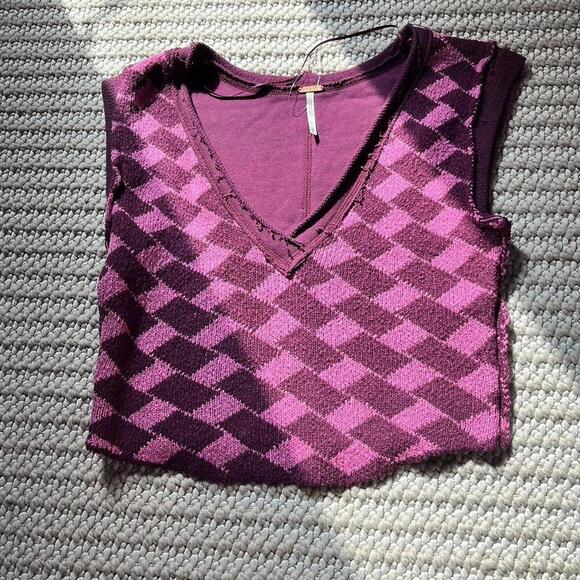 Free People Lola Crop Sweater Vest - Picture 2 of 3